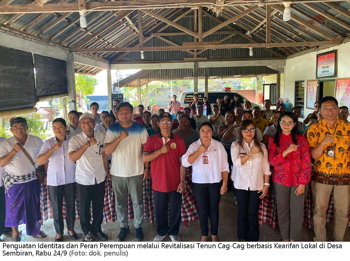 Revitalisasi Tenun Cag-Cag Kuatkan Peran Perempuan di Desa Sembiran